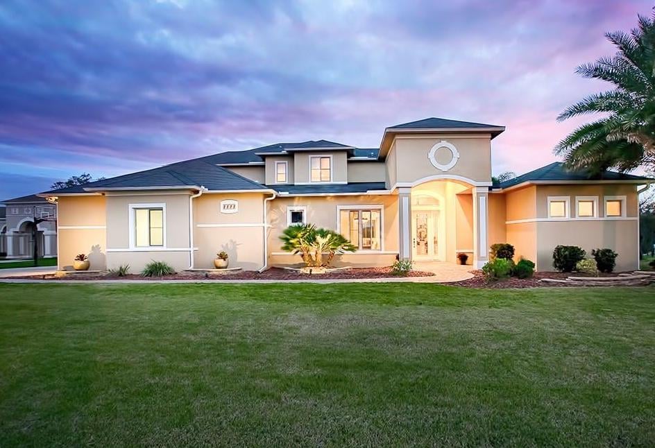 Spotlight Homes for Sale in Leesburg, HoweyintheHills & Fruitland